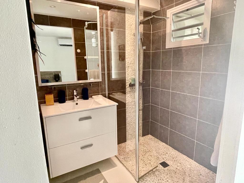 Villa Cocoon Sur La Plage Sandy Ground Екстериор снимка