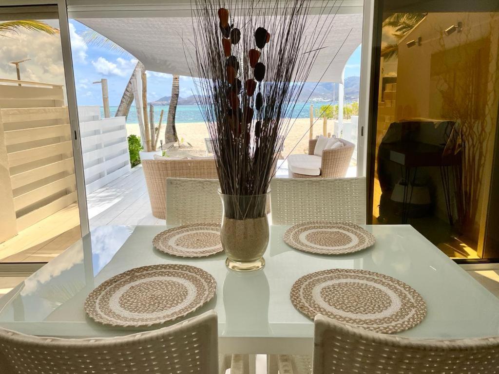 Villa Cocoon Sur La Plage Sandy Ground Екстериор снимка